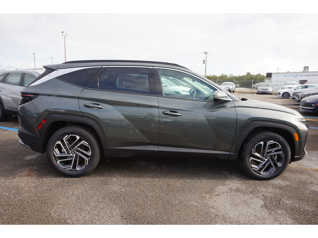 2025 Hyundai Tucson Limited AWD Hybrid 3