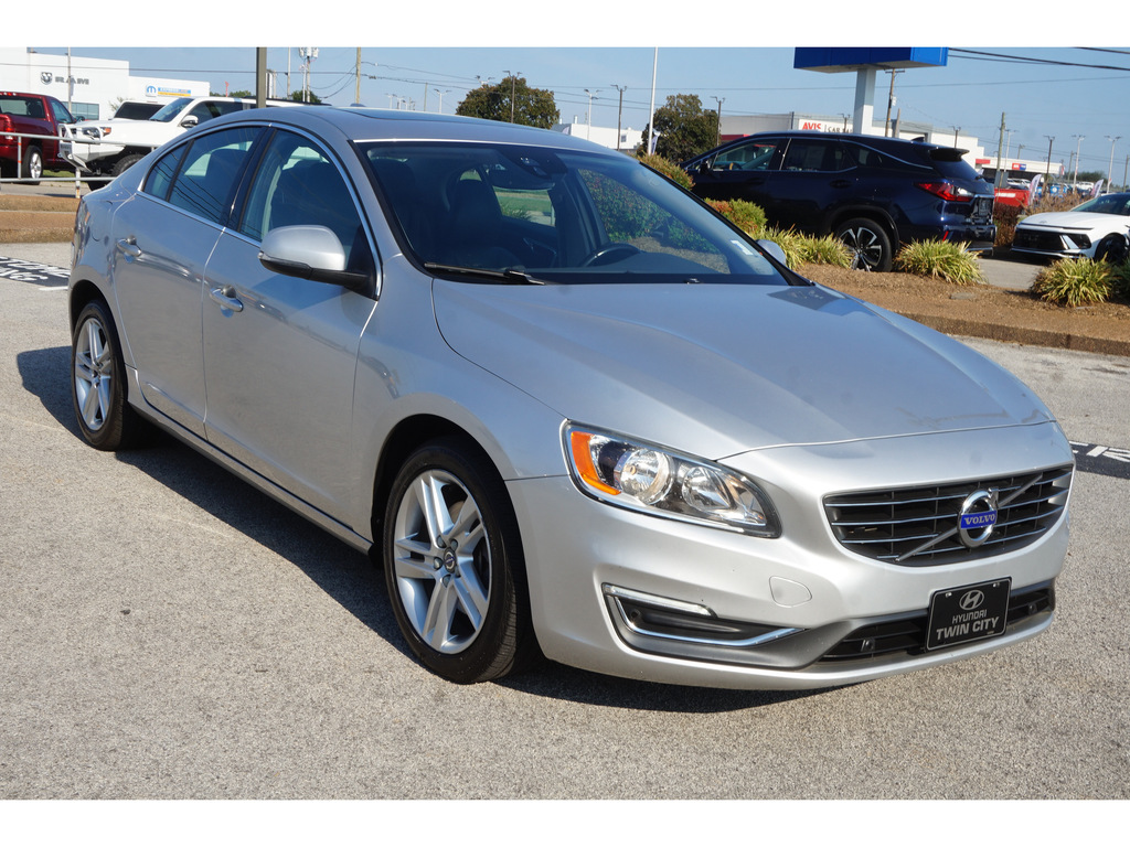 2015 Volvo S60 T5 Drive-E Premier FWD 2