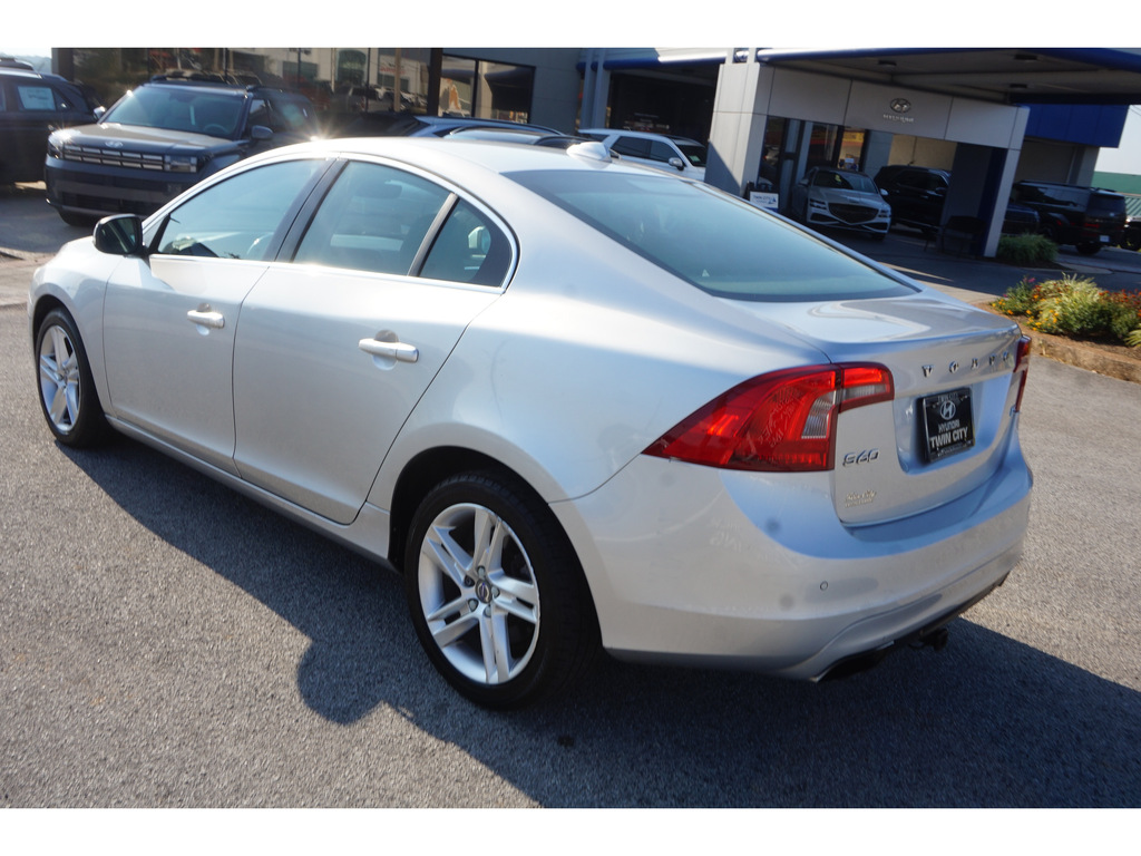 2015 Volvo S60 T5 Drive-E Premier FWD 7