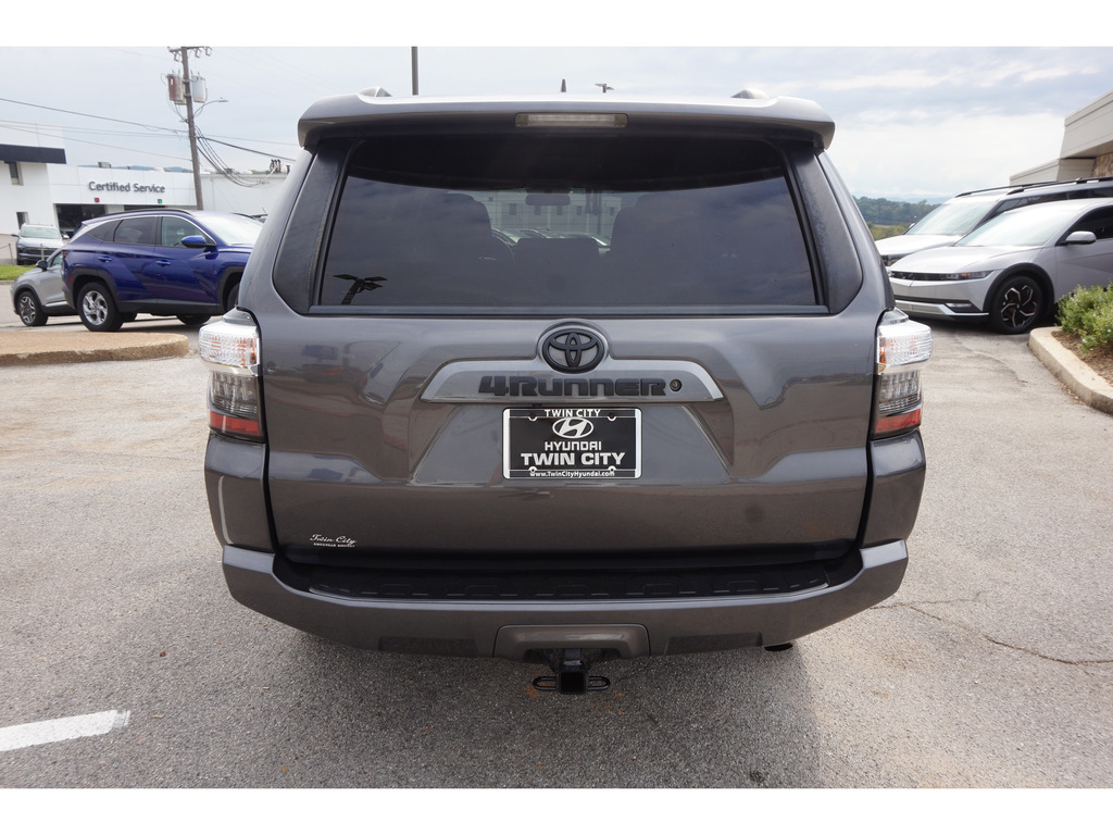 2019 Toyota 4Runner SR5 4WD 5