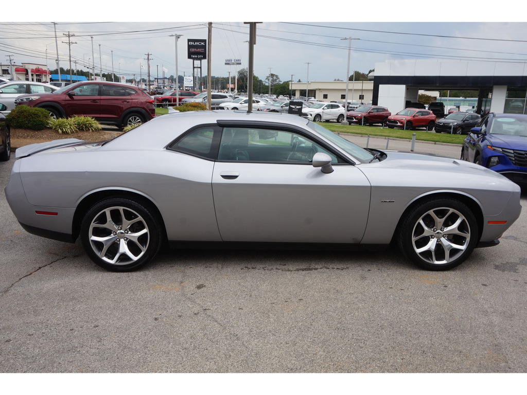 2016 Dodge Challenger R/T Plus 4