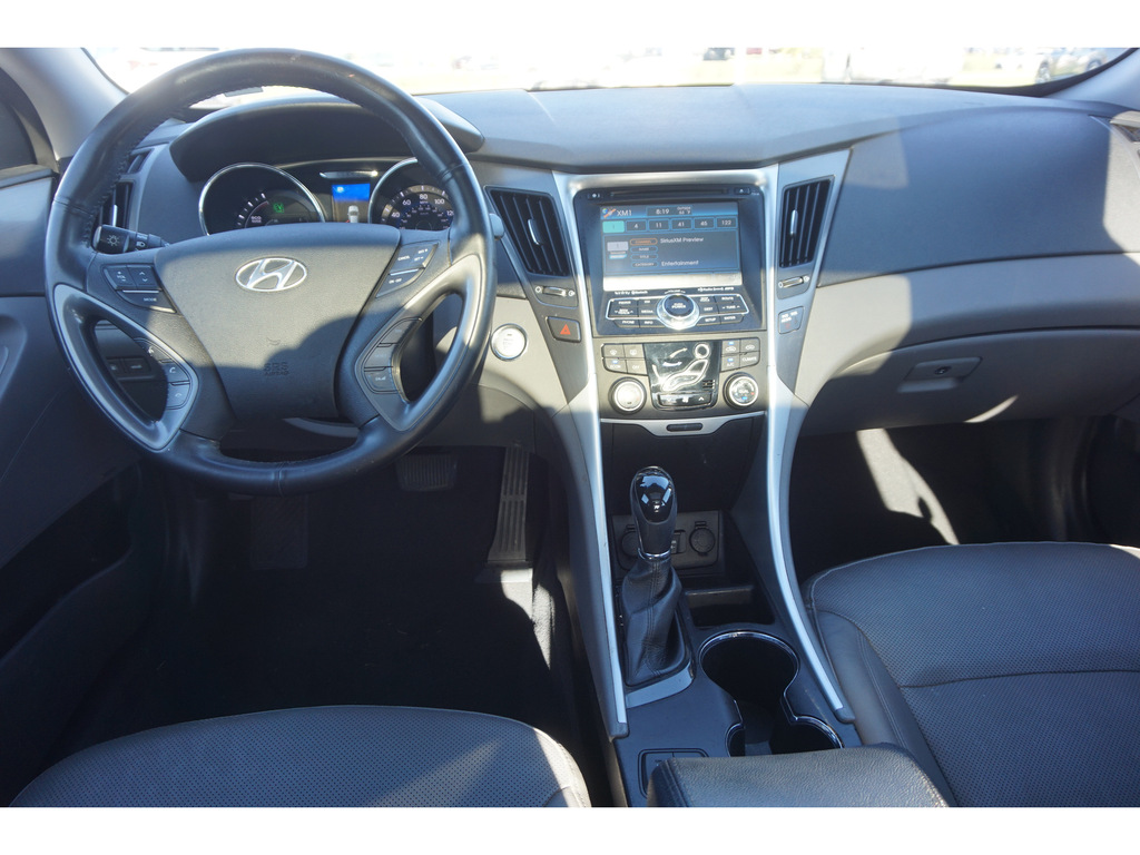 2015 Hyundai Sonata Hybrid Hybrid Limited 18