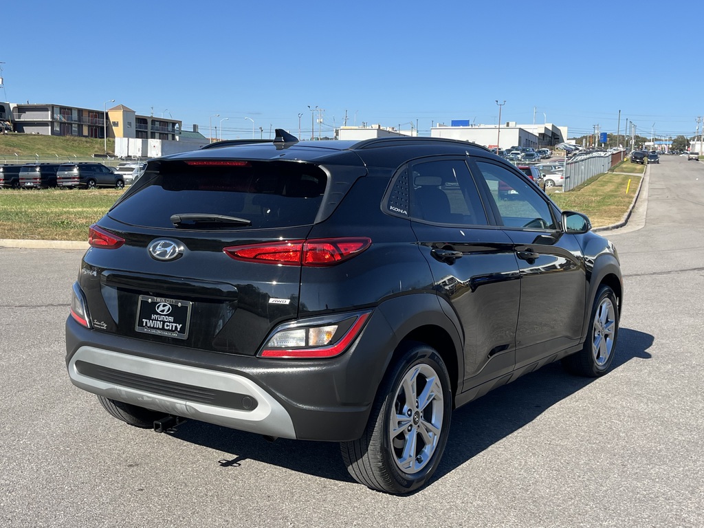 2022 Hyundai Kona SEL AWD 4