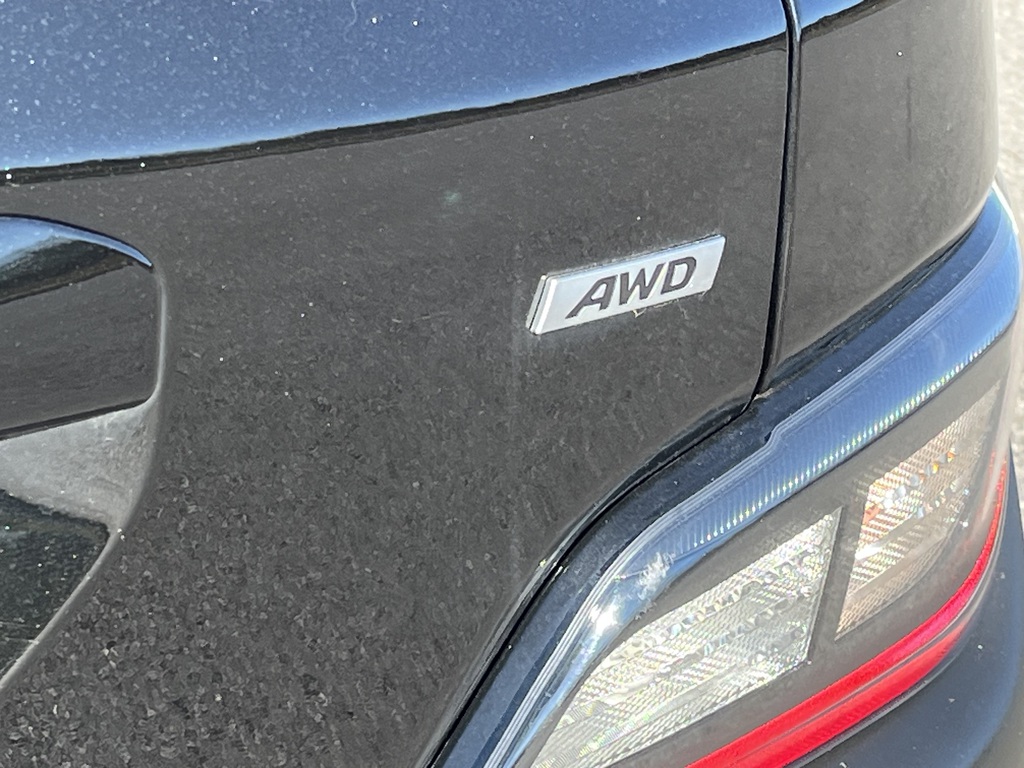 2022 Hyundai Kona SEL AWD 5