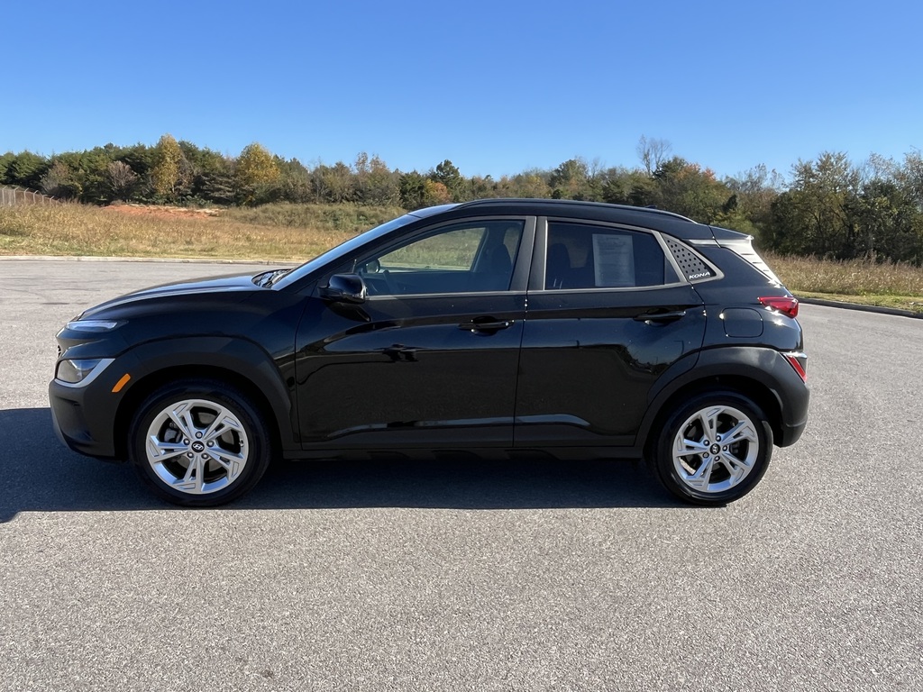 2022 Hyundai Kona SEL AWD 7