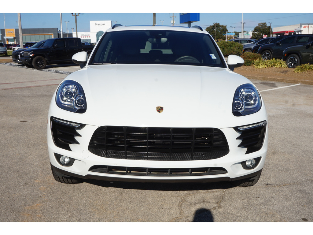 2018 Porsche Macan AWD 2