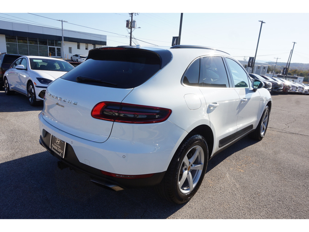 2018 Porsche Macan AWD 5