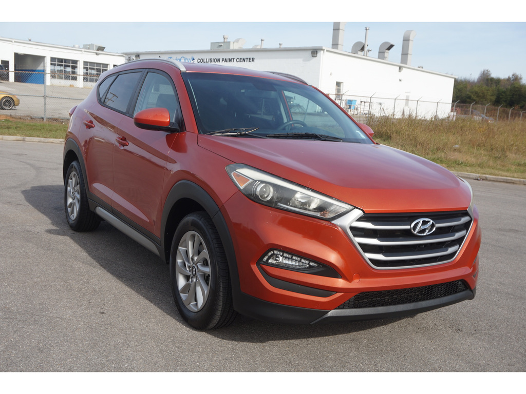 2017 Hyundai Tucson SE FWD 2