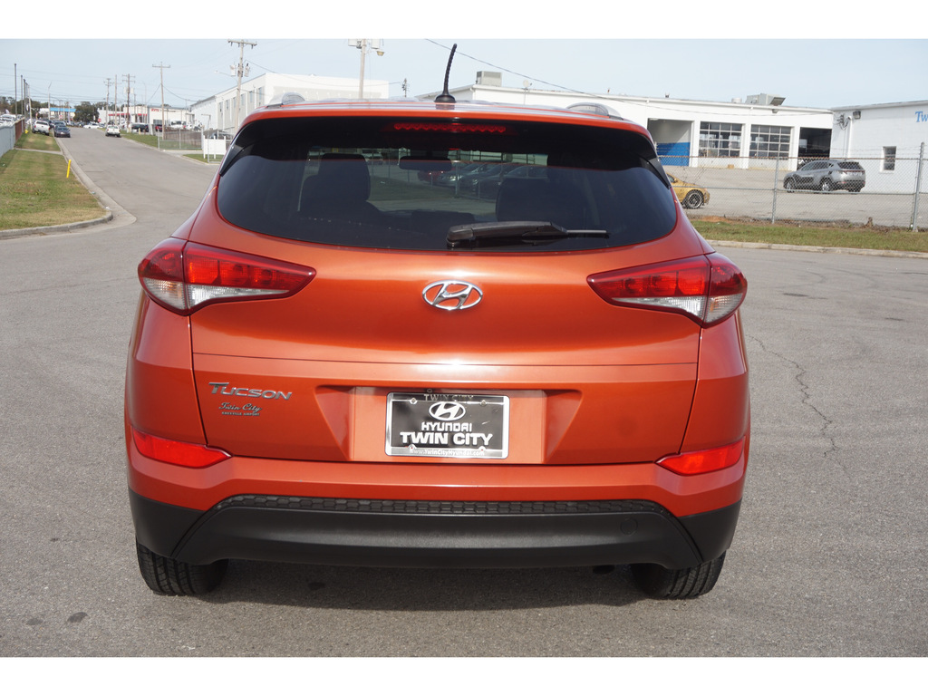 2017 Hyundai Tucson SE FWD 5