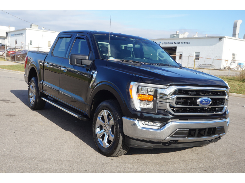 2022 Ford F-150 XLT 4WD 5.5ft Box 2