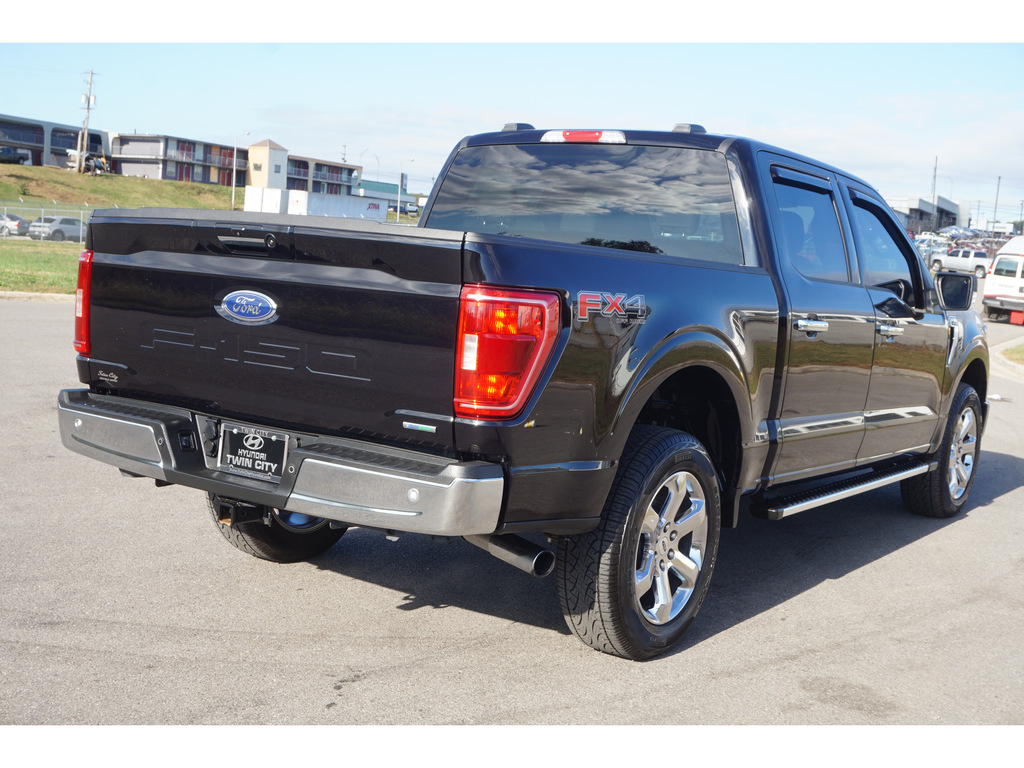 2022 Ford F-150 XLT 4WD 5.5ft Box 4