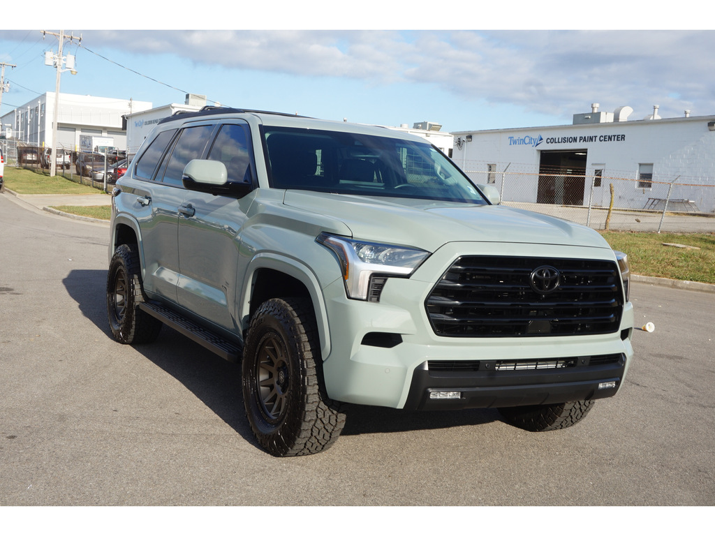 2024 Toyota Sequoia SR5 4WD 2