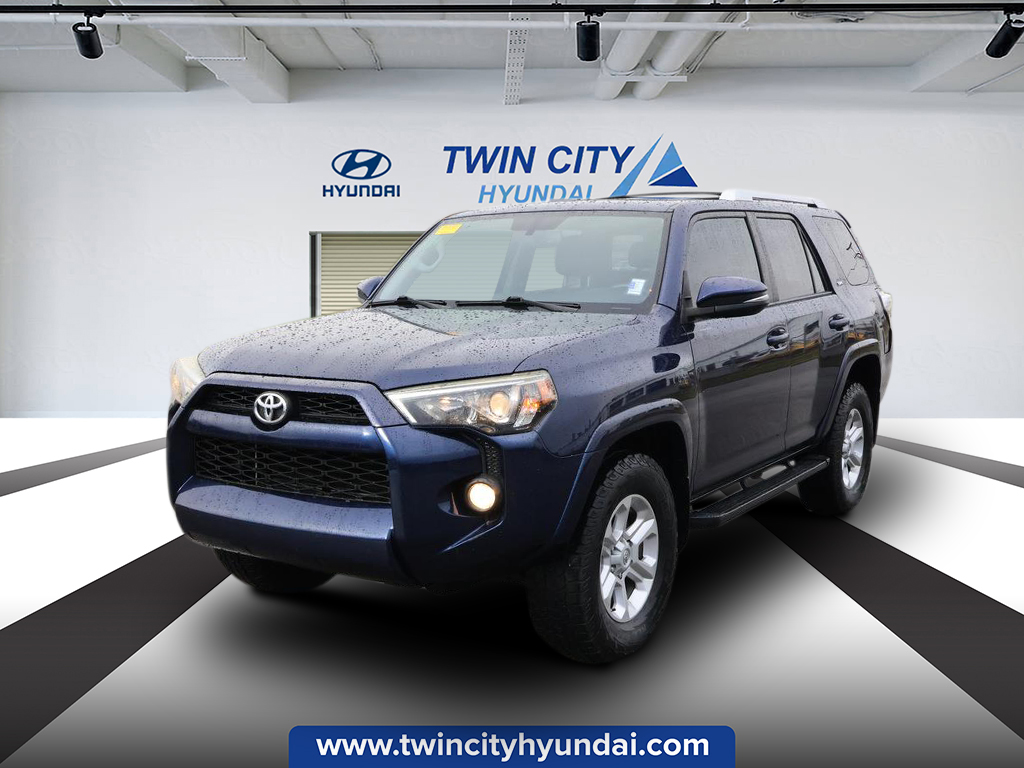 2016 Toyota 4Runner SR5 4WD 1