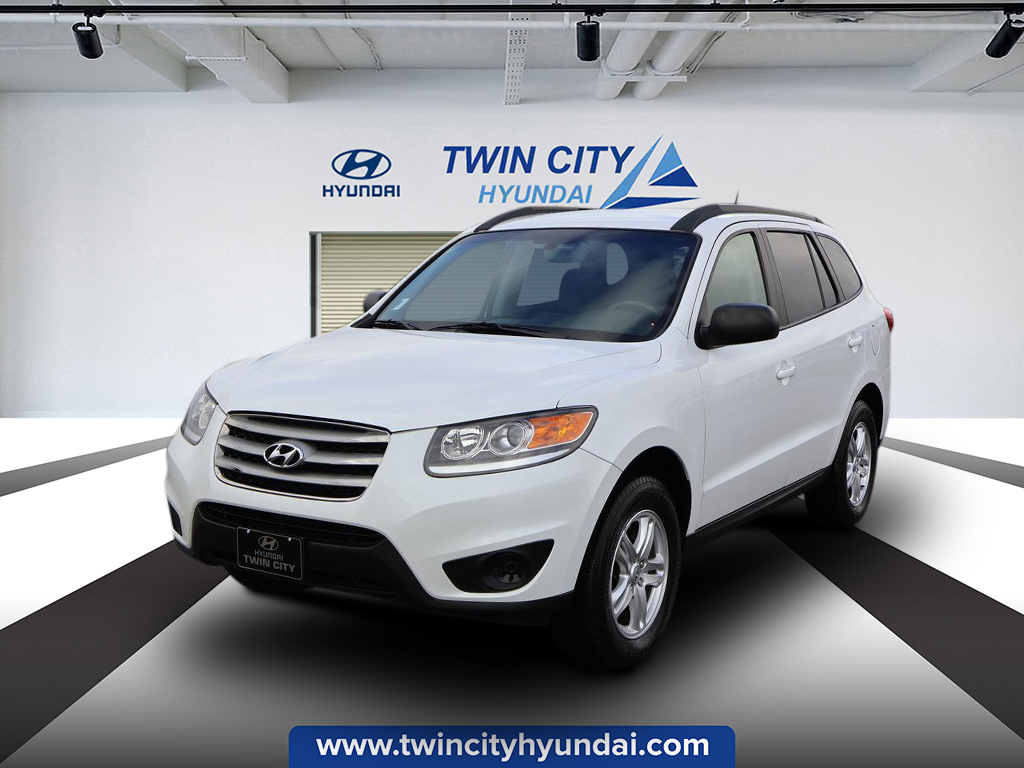 2012 Hyundai Santa Fe GLS FWD 1