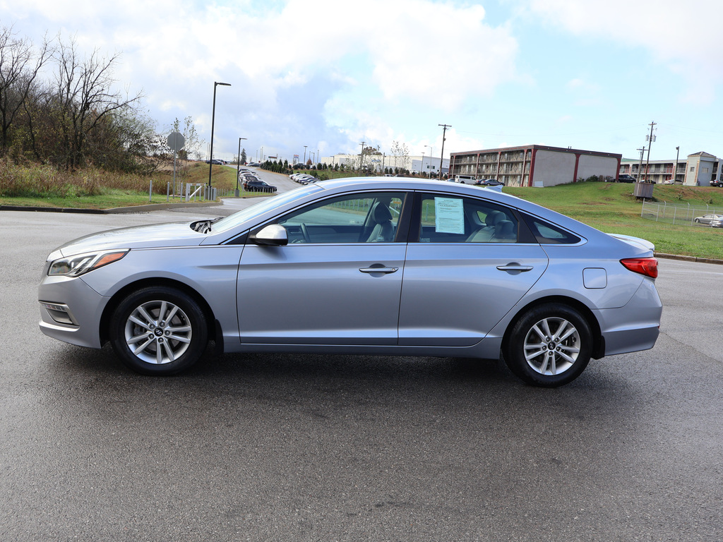 2015 Hyundai Sonata 2.4L SE 6