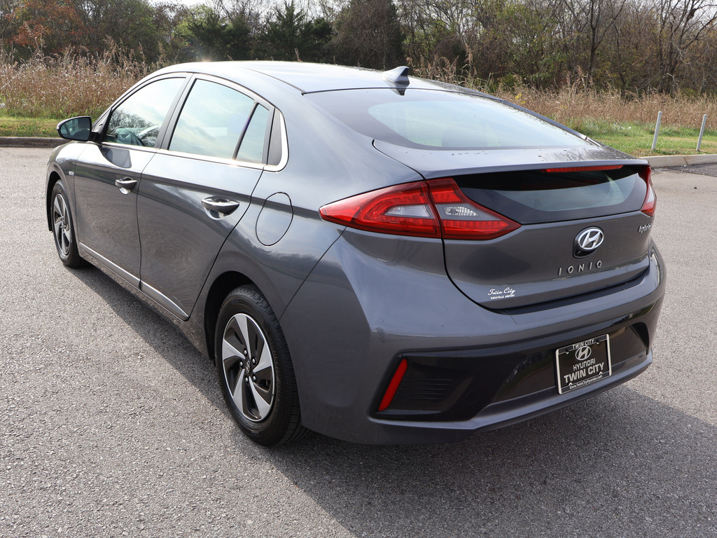 2019 Hyundai Ioniq Hybrid SEL 6