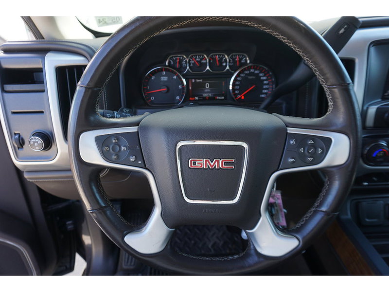used 2015 GMC Sierra car, priced at $24,997