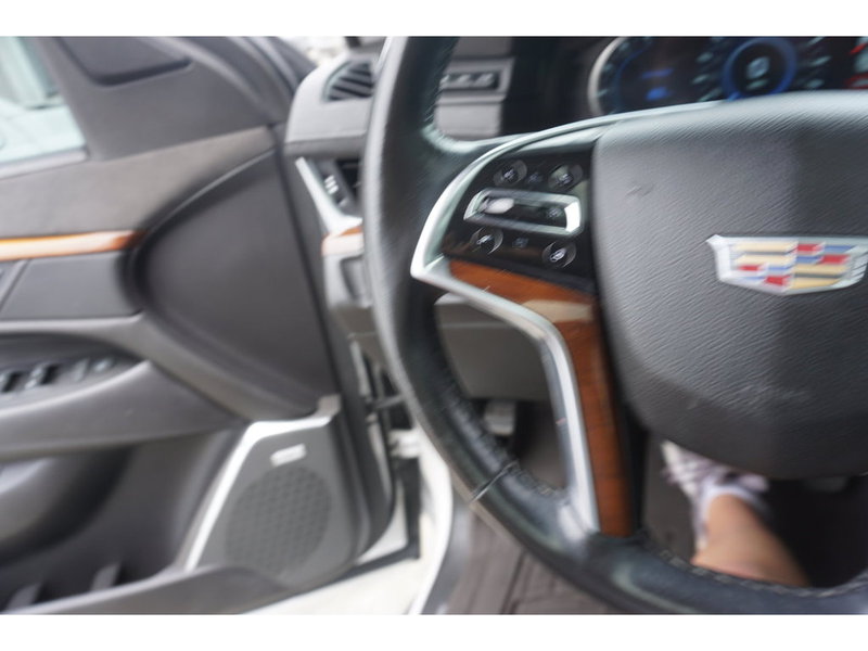 used 2017 Cadillac Escalade car, priced at $25,997