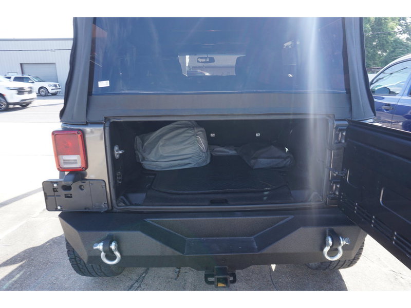 used 2014 Jeep Wrangler Unlimited car, priced at $20,799