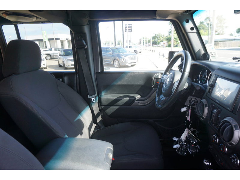 used 2014 Jeep Wrangler Unlimited car, priced at $20,799