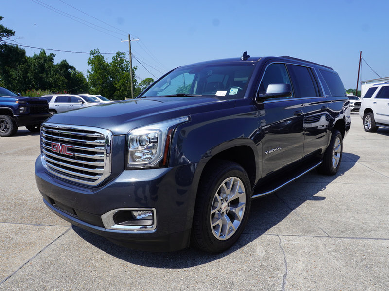 used 2020 GMC Yukon XL car, priced at $31,357