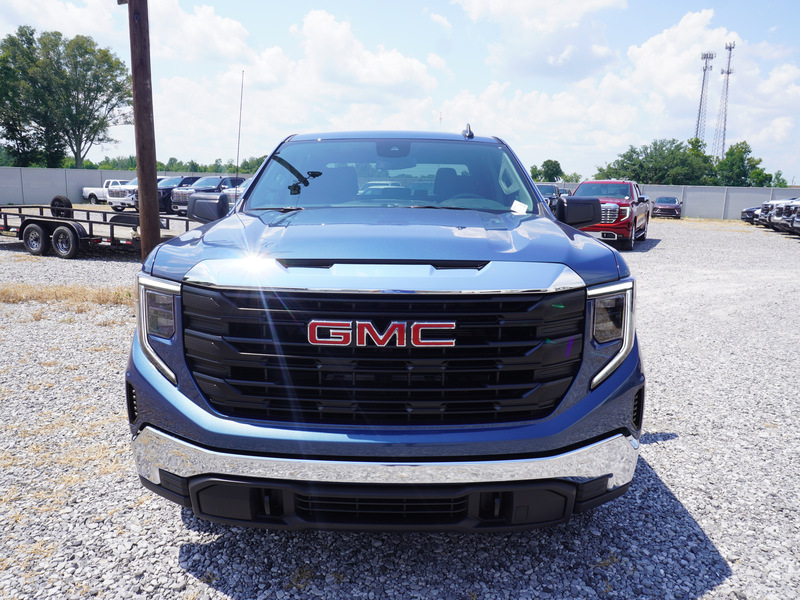 new 2024 GMC Sierra 1500 car, priced at $37,920