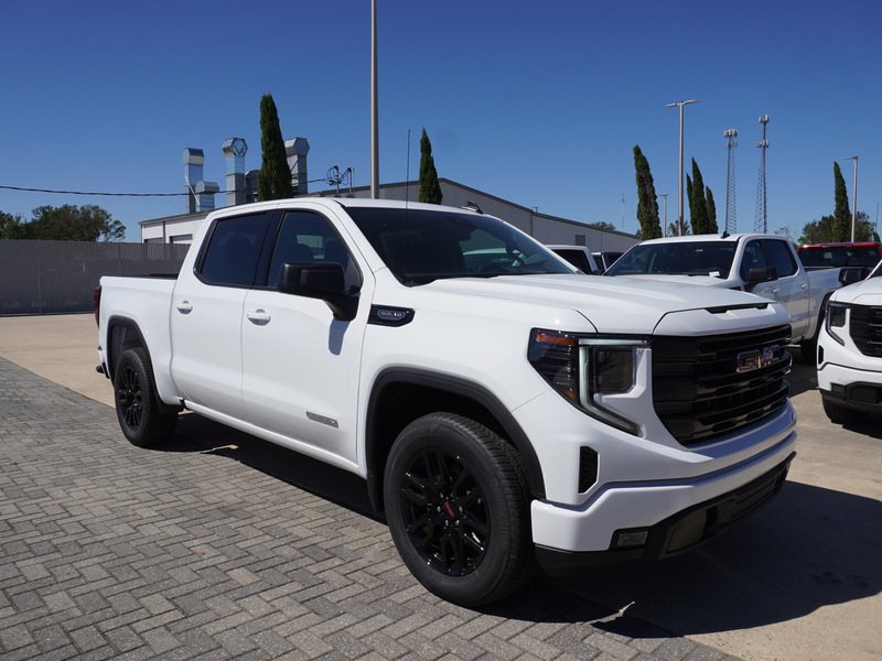 new 2024 GMC Sierra 1500 car, priced at $49,610