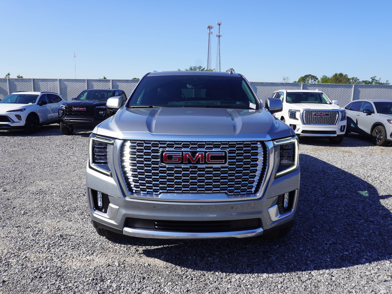 new 2024 GMC Yukon XL car, priced at $70,980