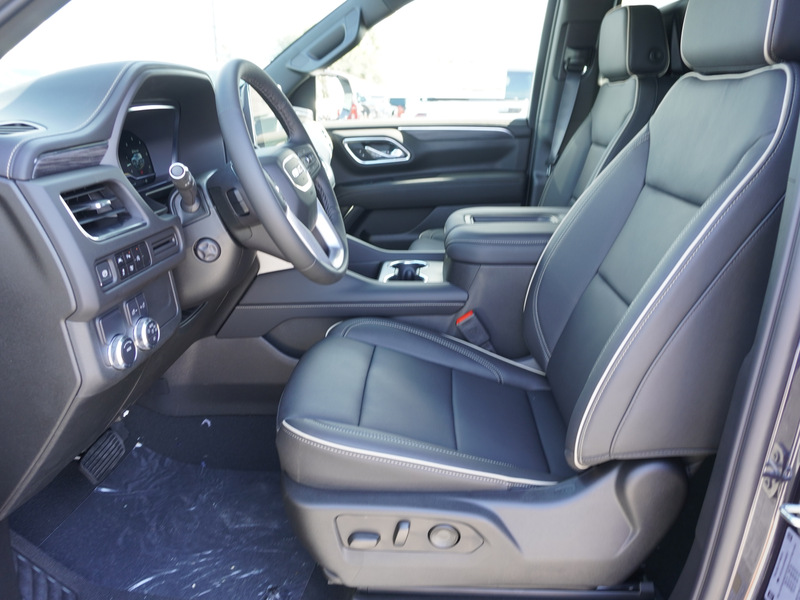 new 2024 GMC Yukon XL car, priced at $73,385